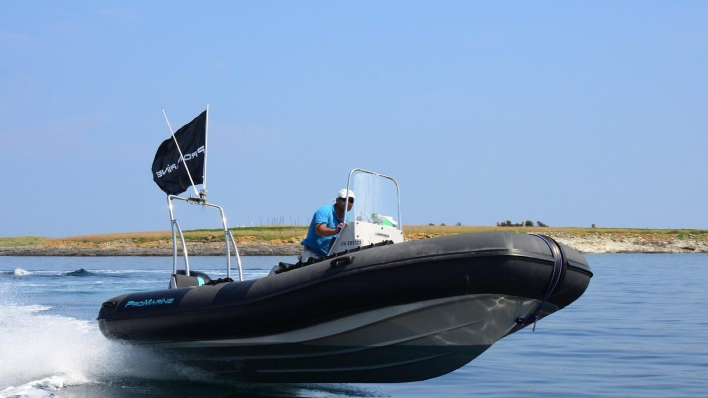 PROMARINE Manta 610 Peche - bateau à moteur