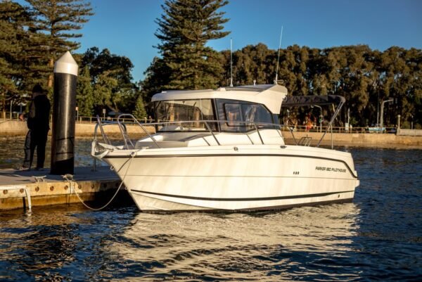 PARKER 660 Pilot House – Image 28