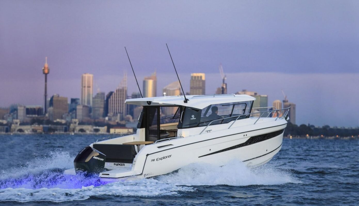 Parker 790 Explorer stock en navigation