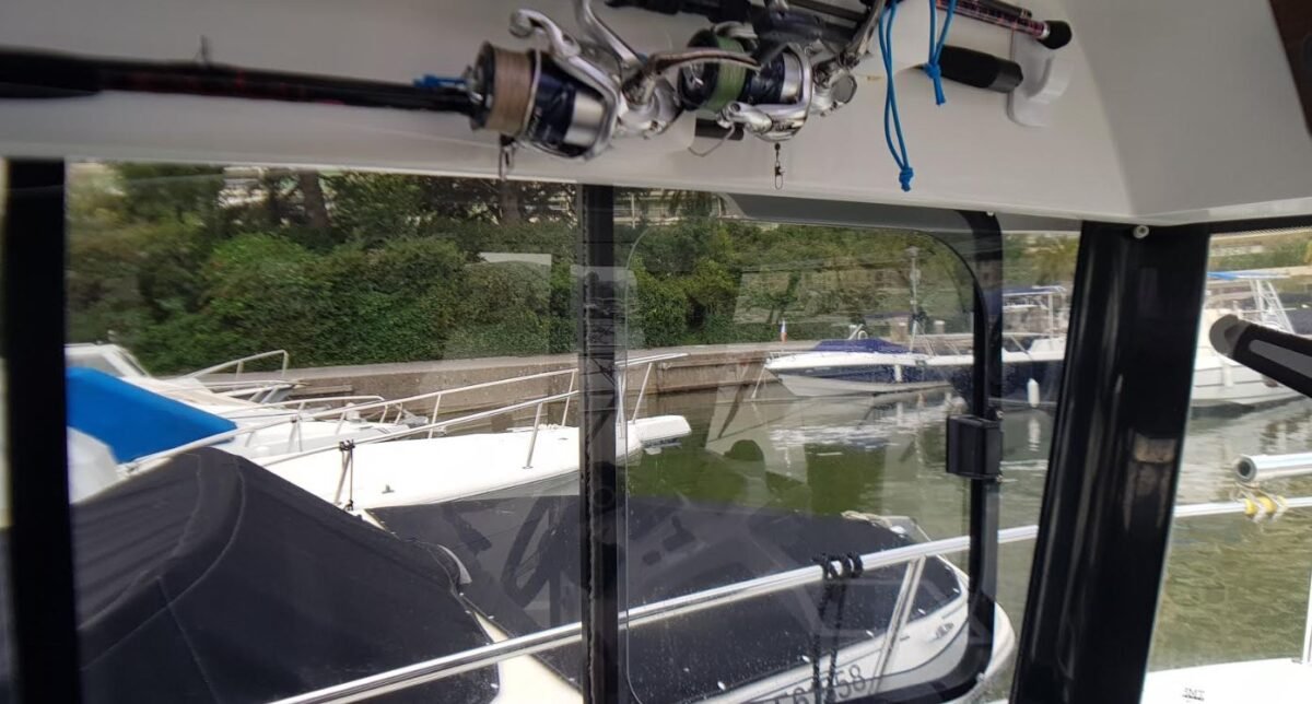 ima15 JEANNEAU MERRY FISHER 695 MARLIN