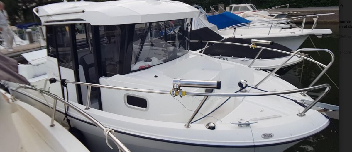 ima18 JEANNEAU MERRY FISHER 695 MARLIN