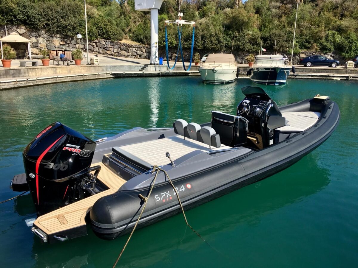 SPX 24 RIB semi-rigide