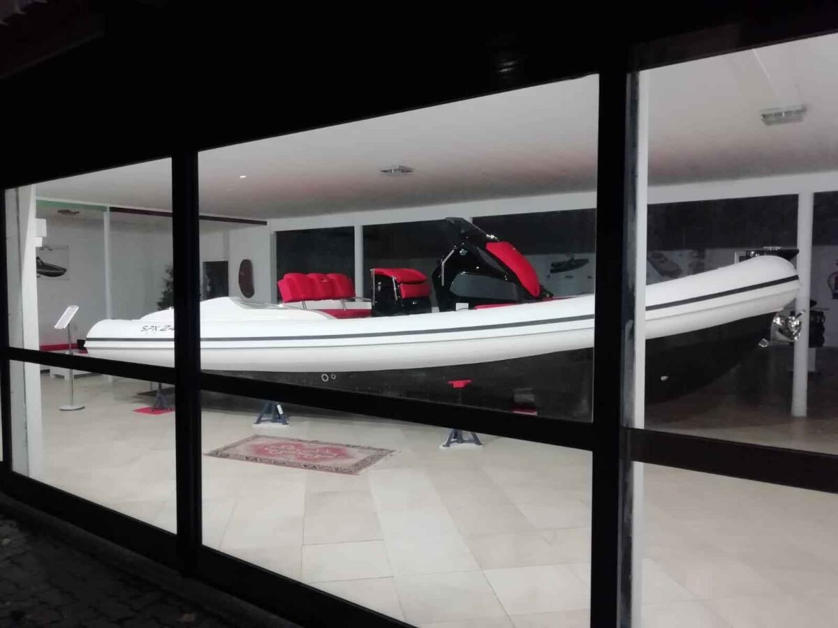 SPX 24 RIB semi-rigide