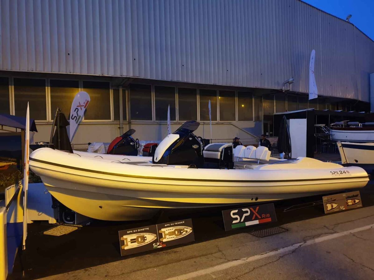 SPX 24 RIB semi-rigide