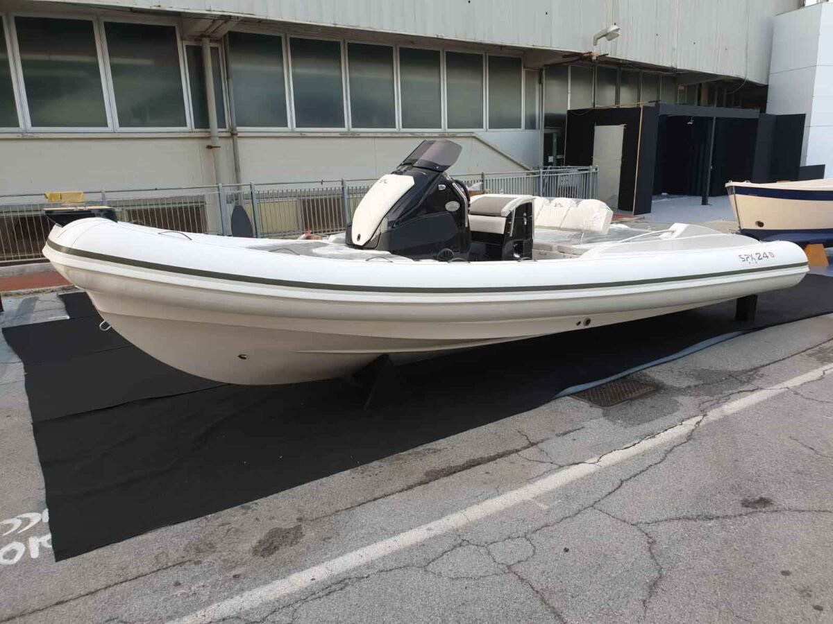 SPX 24 RIB semi-rigide