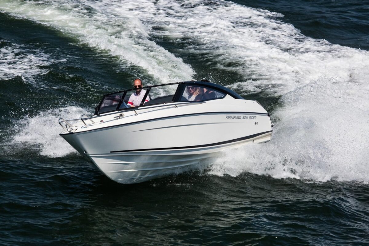 PARKER 630 BR Bow rider