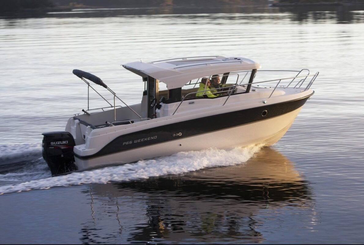Parker 660 Weekend - bateau à moteur