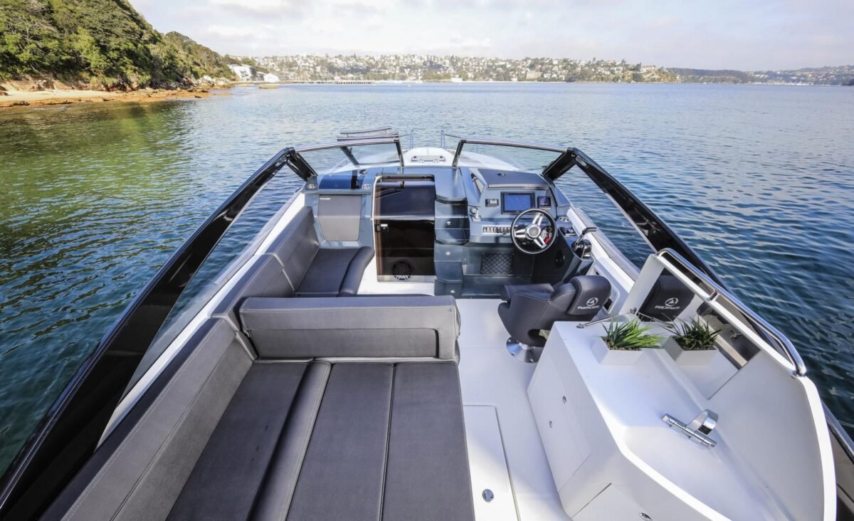 parker850explorer_7_2020013131000 PARKER 850 VOYAGEUR