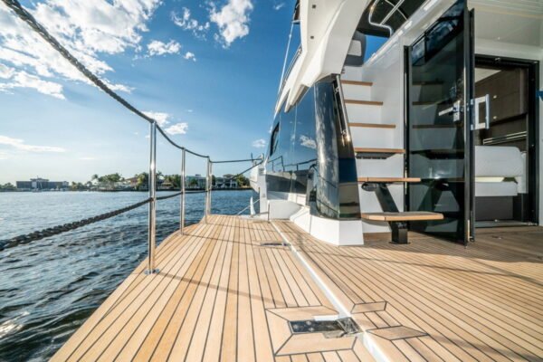 Galeon 400 FLY – Image 11