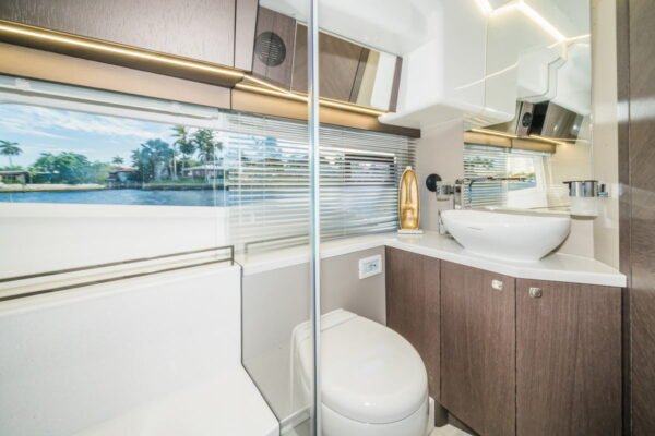 Galeon 400 FLY – Image 14
