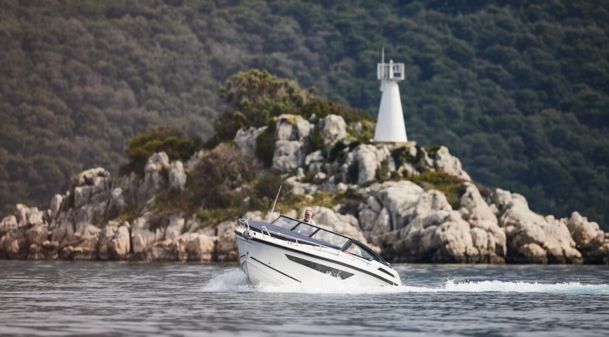 internet_parker_780_escape_066_2022060320521 PARKER 780 ESCAPE