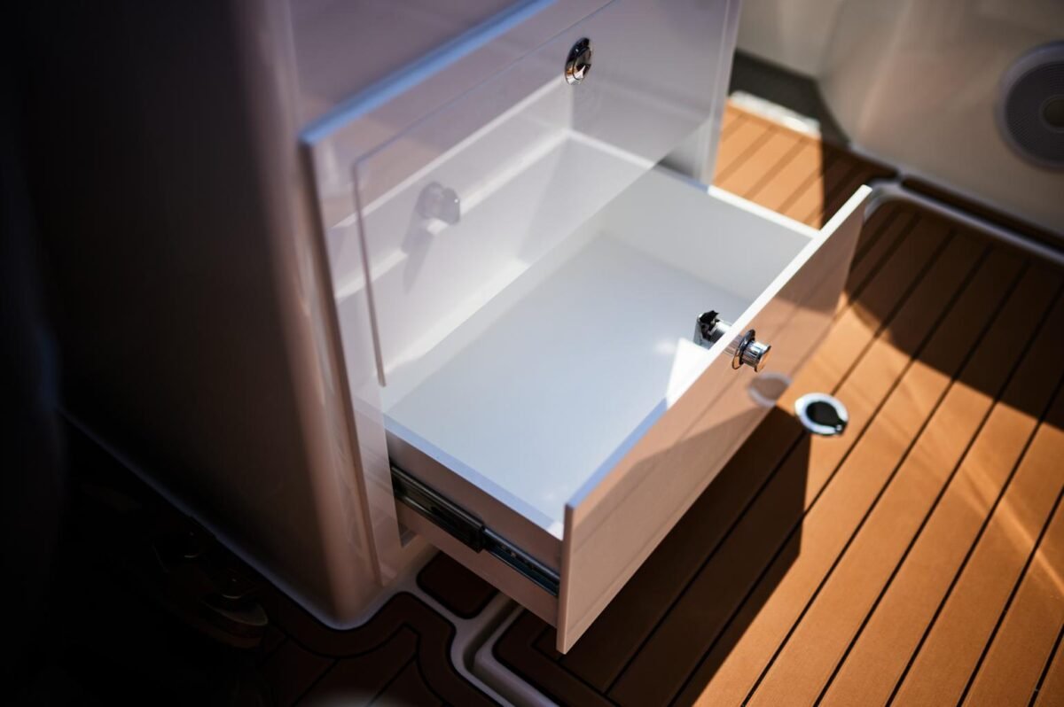 internet_parker_780_escape_130_2022060320645 PARKER 780 ESCAPE