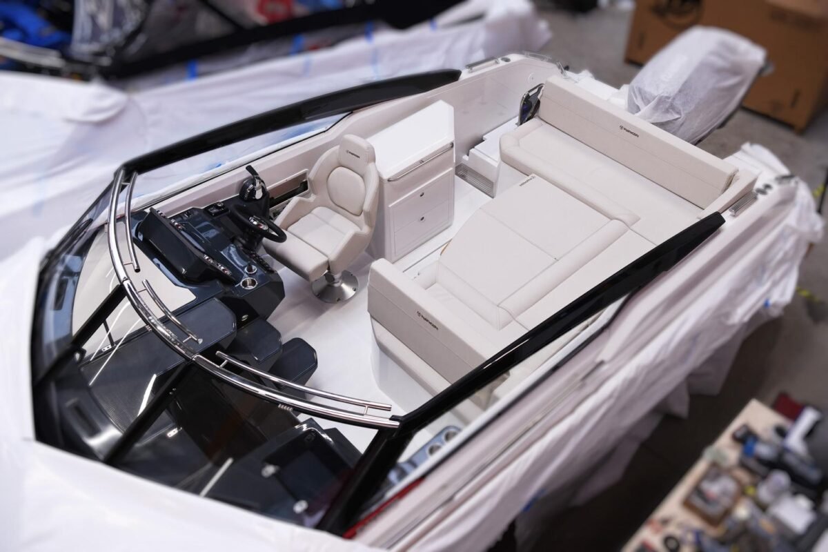 parker 780 cocpit haut PARKER 780 ESCAPE