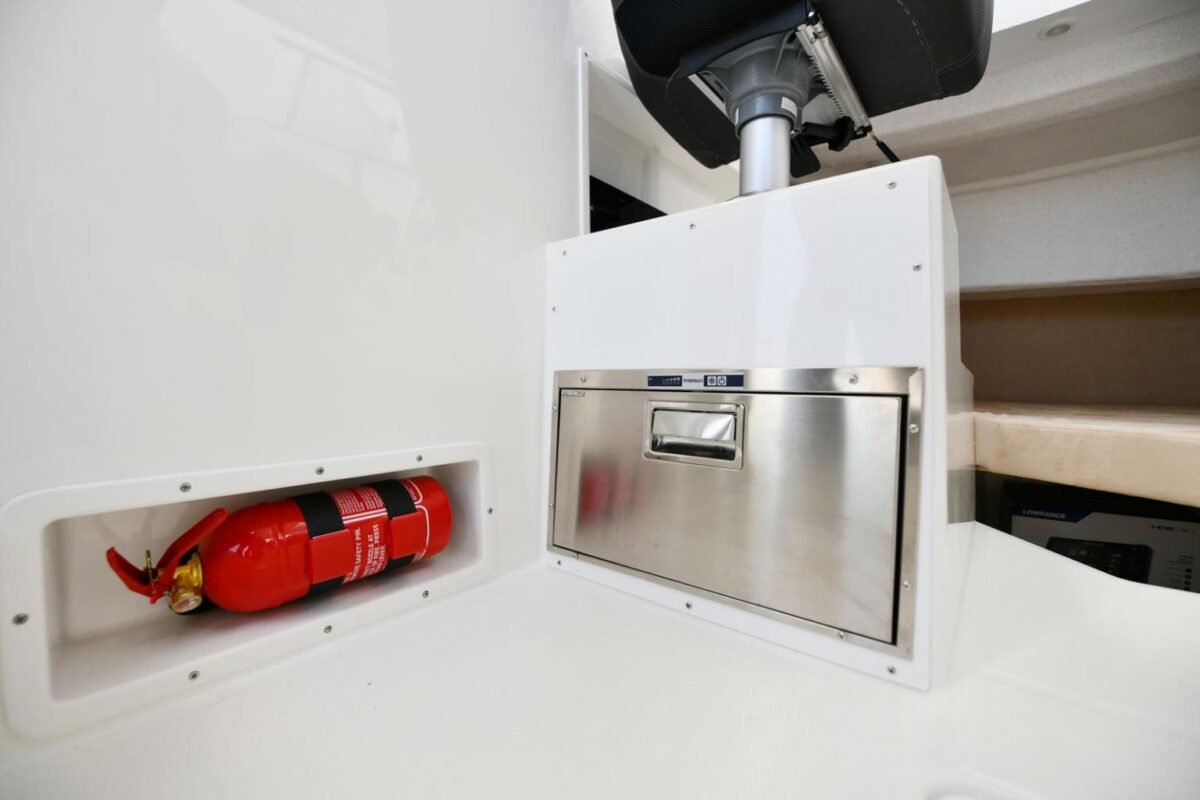 PARKER 700 Pilot House