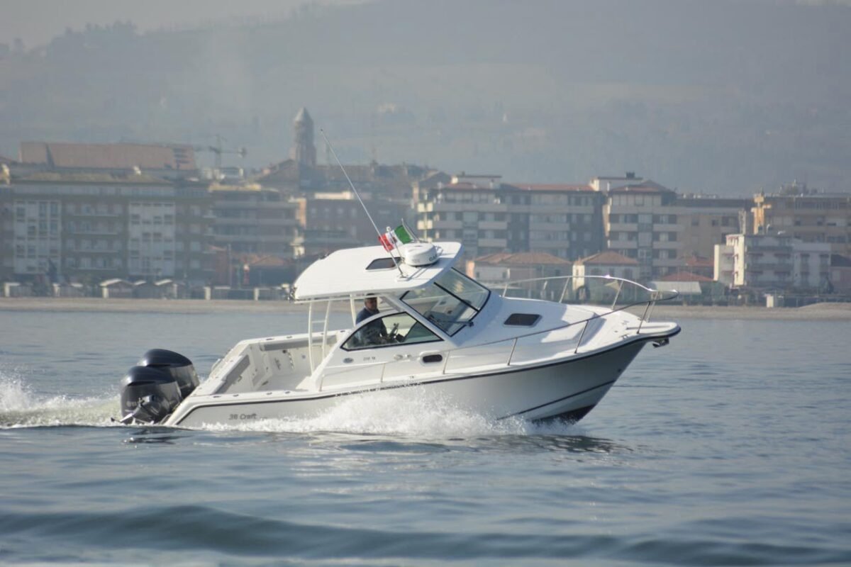 3B Craft 270 LX - bateau à moteur
