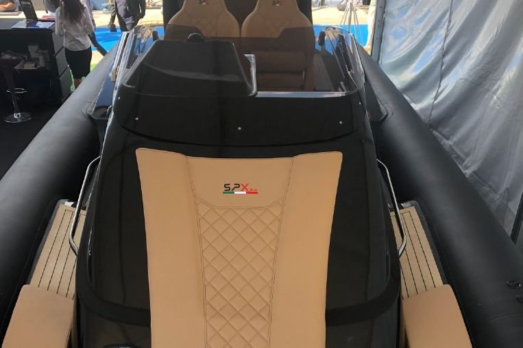 SPX 32 RIB - bateau à moteur