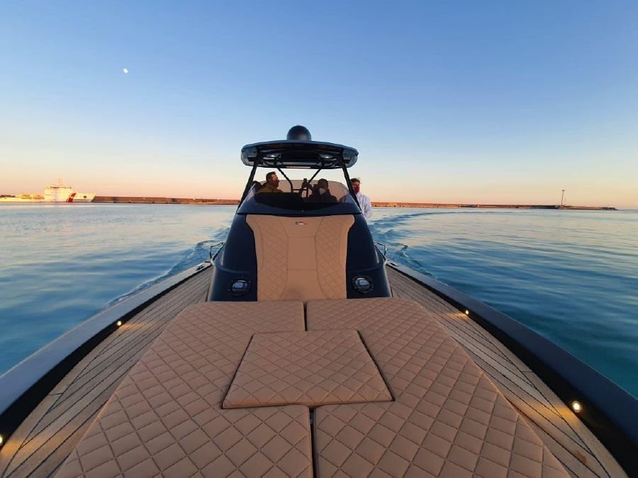 SPX 38 RIB - bateau à moteur