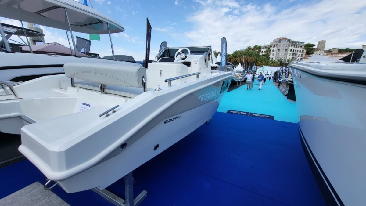 WhatsApp Image 2022-09-07 at 08.03.12 (1) KOLMARINE 20 SUNDECK