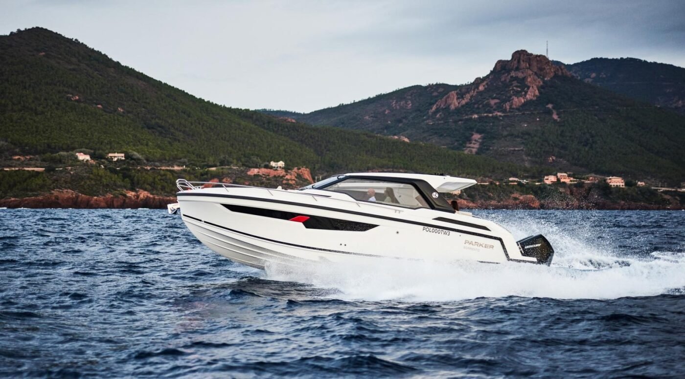 Parker 100 Sorrento - bateau à moteur