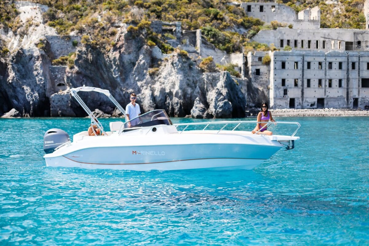 Marinello Eden 22 - bateau à moteur