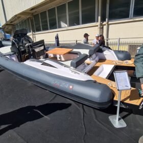 SPX 24 carré arrière (dinette)