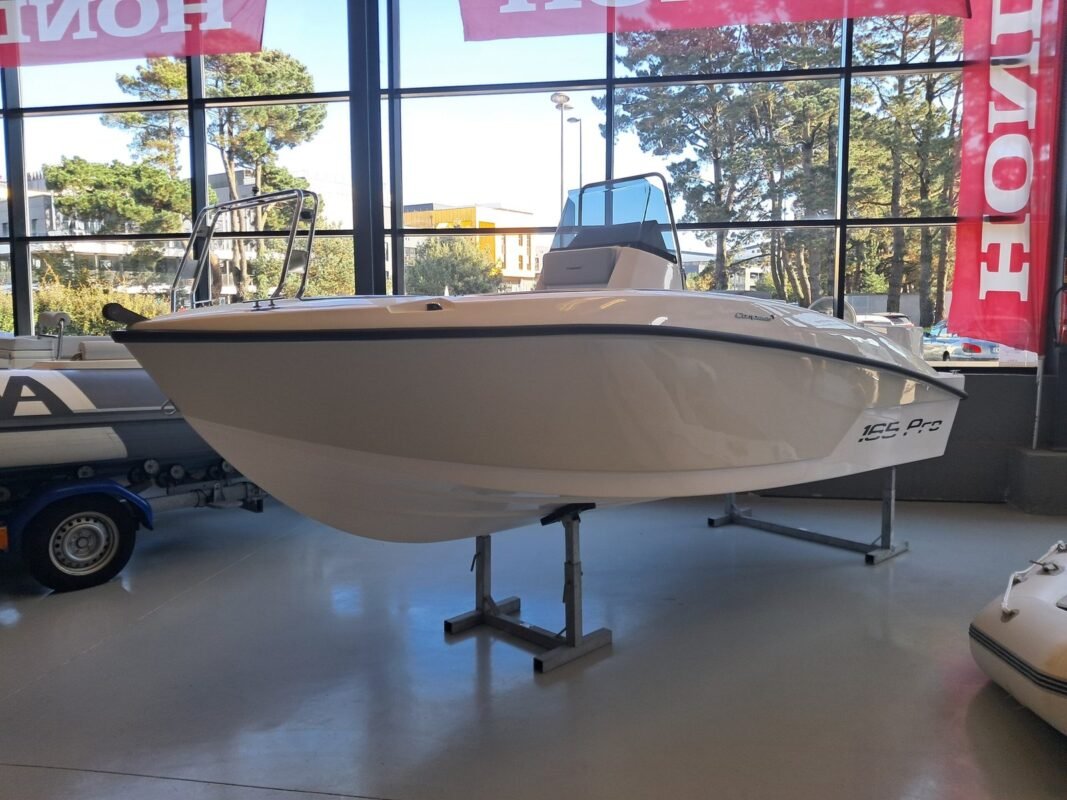 Compass 165 PRO - bateau à moteur