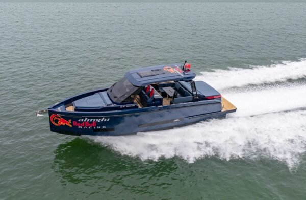 DE Antonio Yachts D37  Alinghi Red Bull Racing PROMO – Image 5
