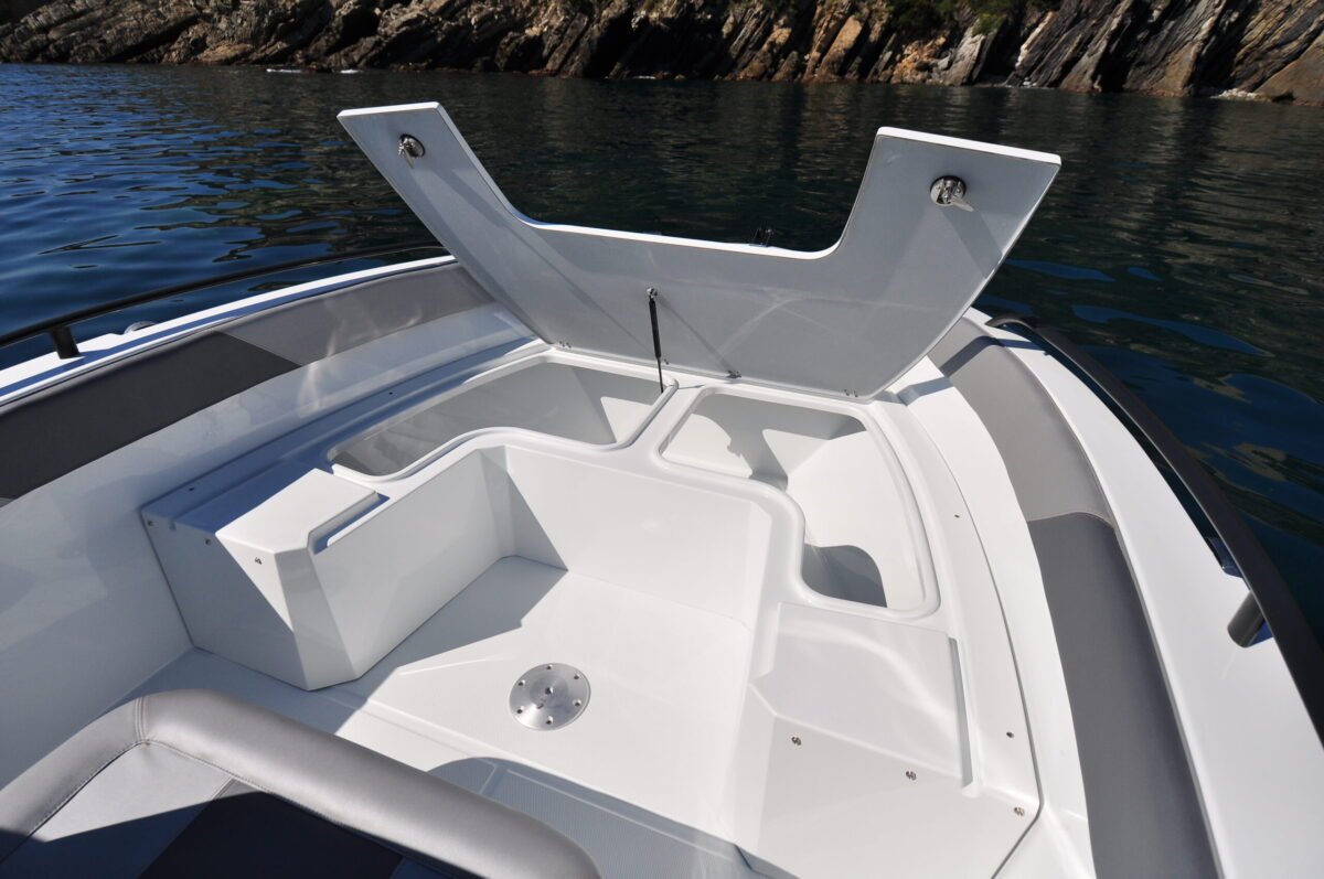 BMA X199 150 CV HONDA neuf jamais mis a l'eau ! avec remorque