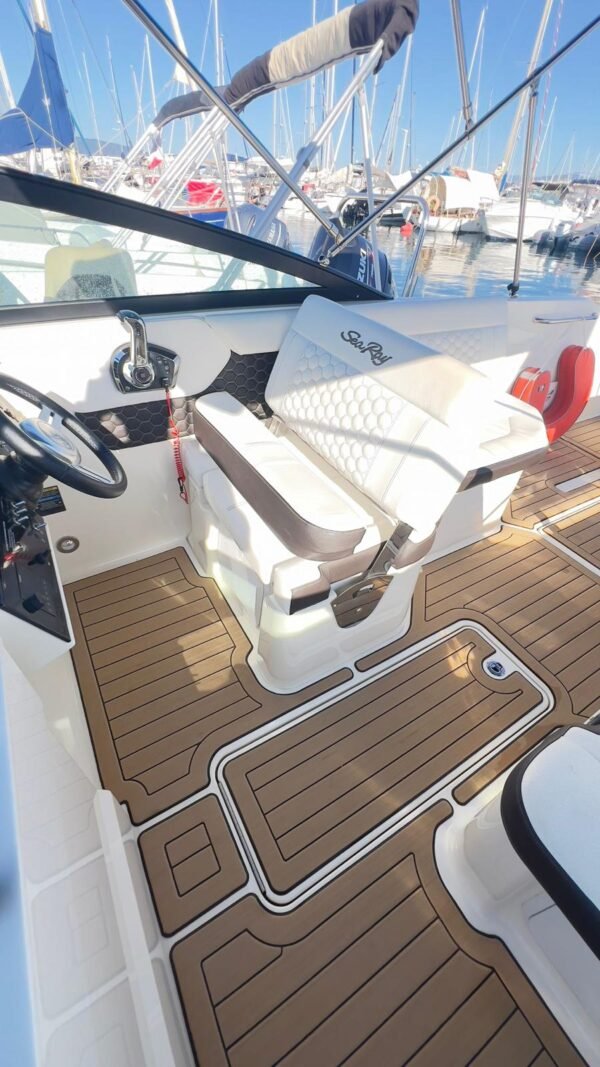 Sea ray 250 – Image 16