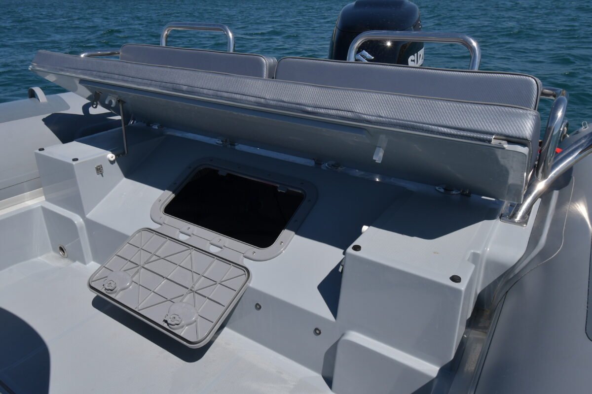 M6 Coperta (46) Marshall M 260 - 300 AP SUZUKI bateau DEMO