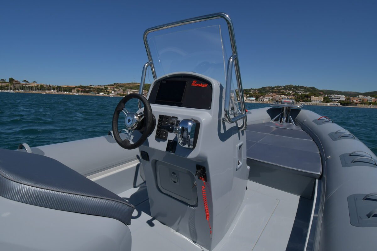 M6 Coperta (56) Marshall M 260 - 300 AP SUZUKI bateau DEMO