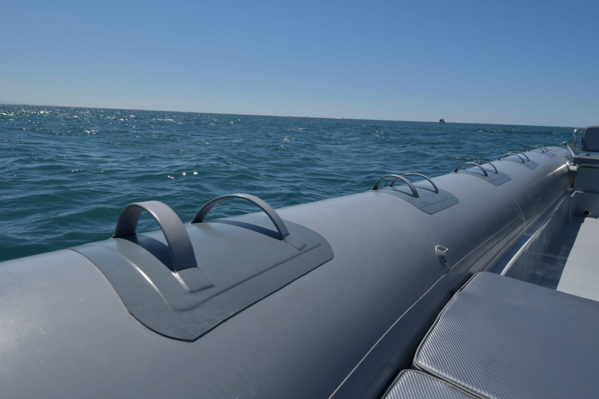 M6 Coperta (64) Marshall M 260 - 300 AP SUZUKI bateau DEMO