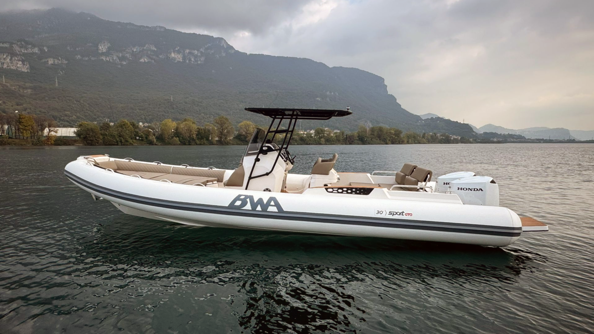 BWA Sport 30 GTO 2x150 CV HONDA