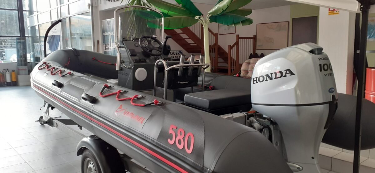 NARWHAL HD 580 / HONDA BF 100cv / REMORQUE / GPS 