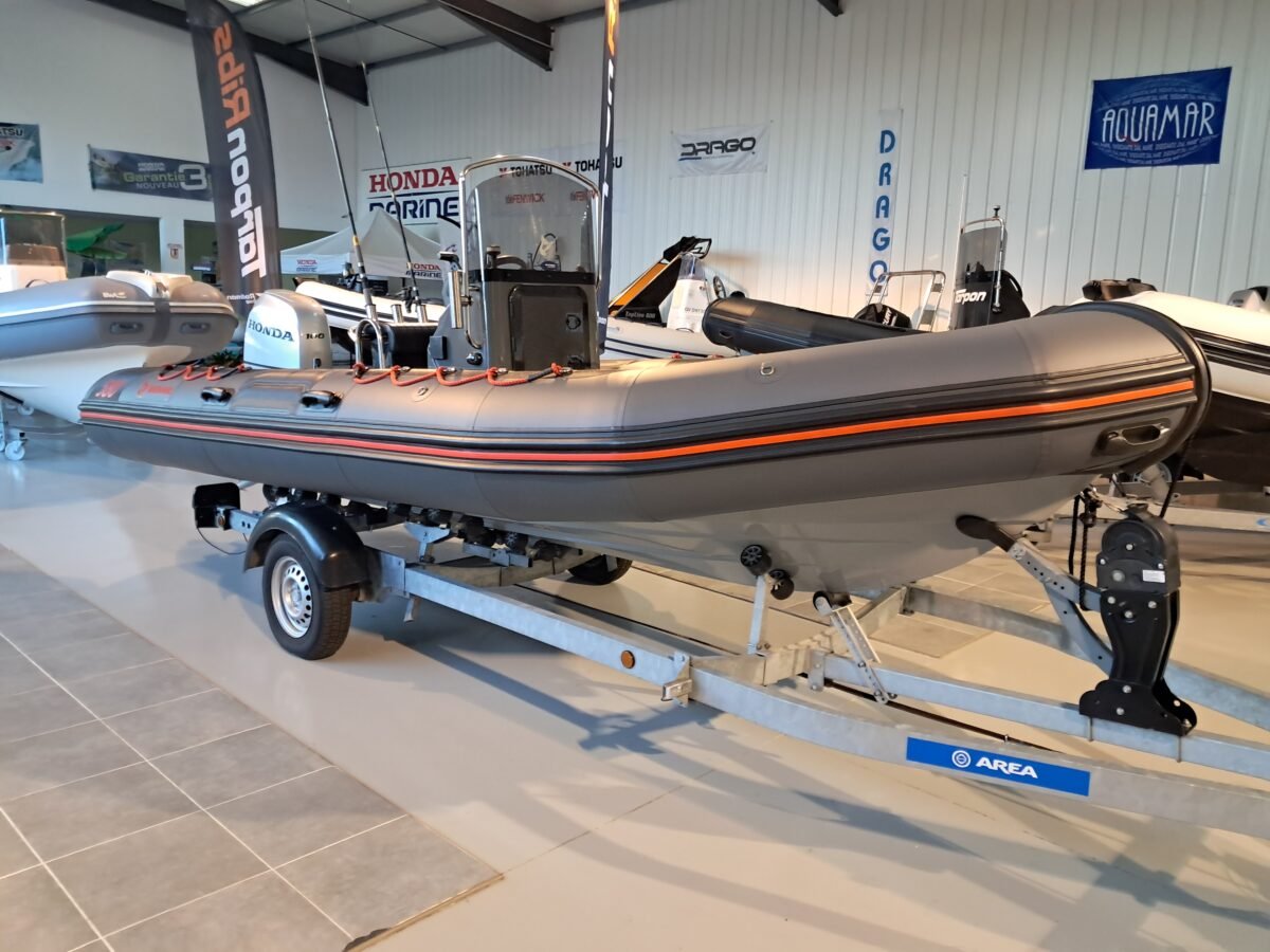 NARWHAL HD 580 / HONDA BF 100cv / REMORQUE / GPS 