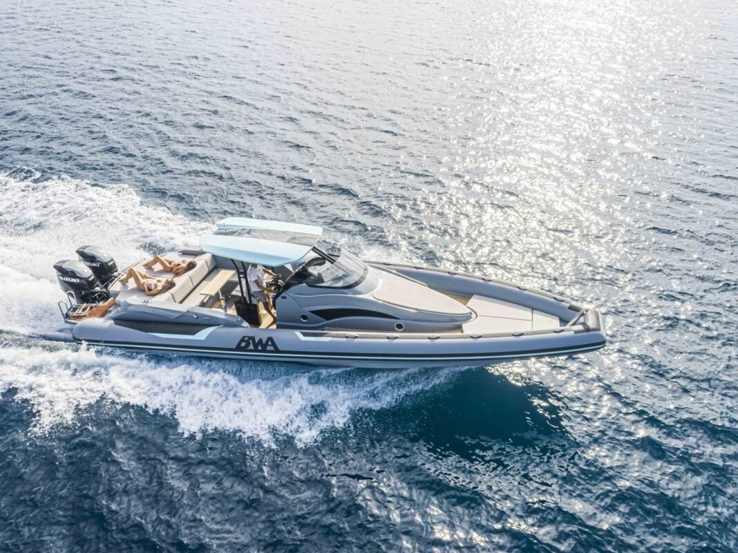 BWA 40 Premium en vitesse, silhouette elancee
