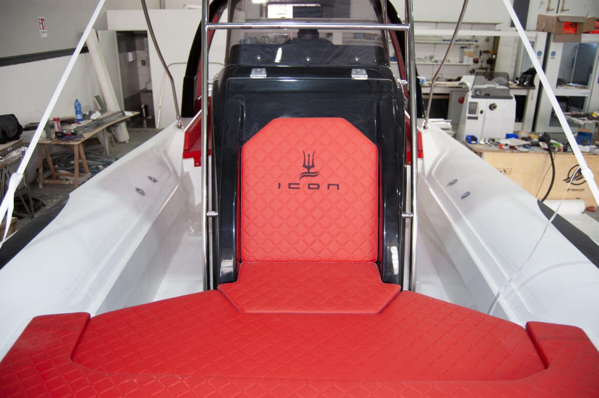 ICON 24 S Superbe semi-rigide