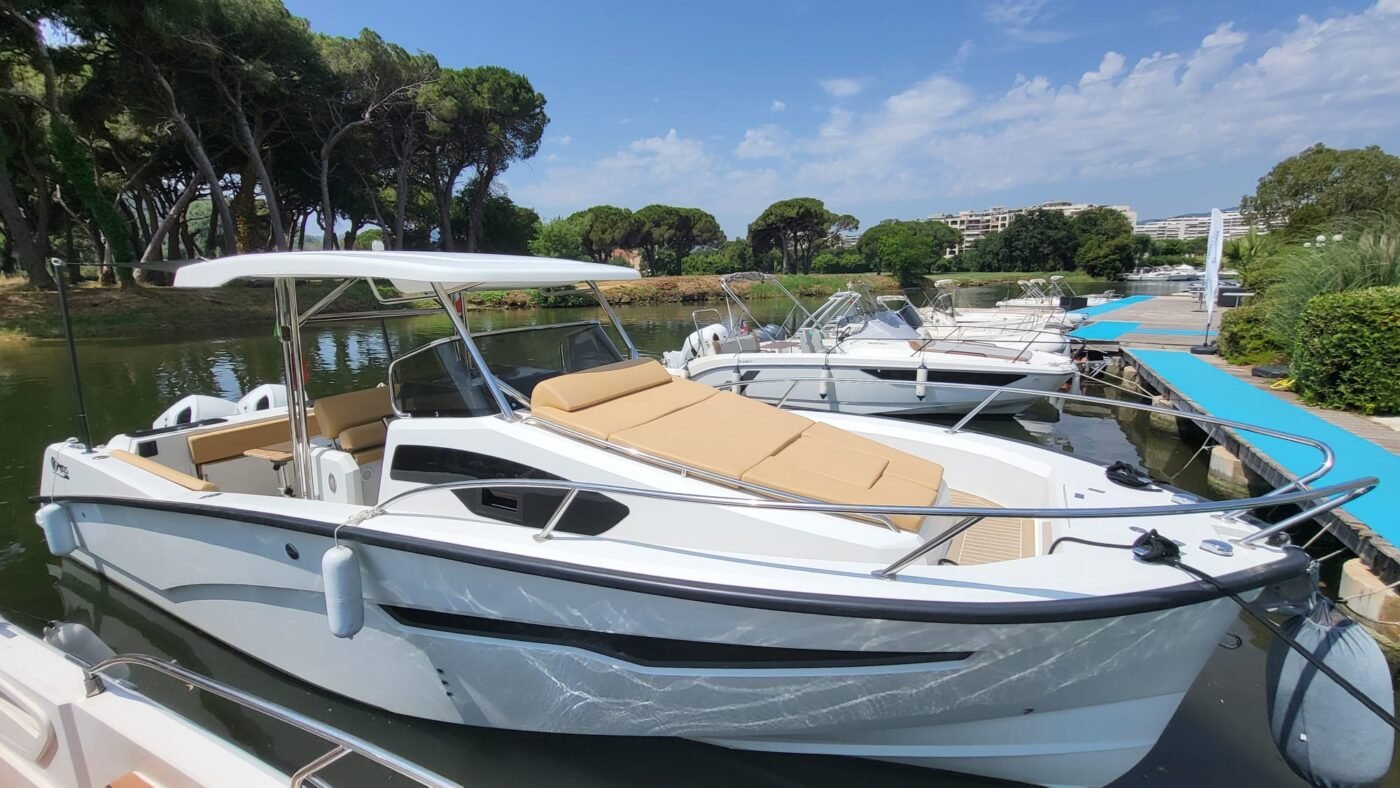 PYXIS P 30-wa Fishing