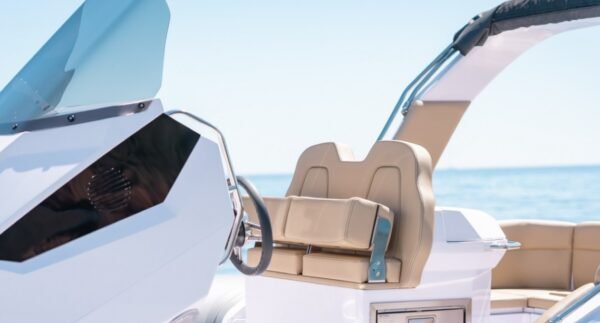 ITALBOATS STINGHER 28 GT Mercury 300 cv Démo – Image 4