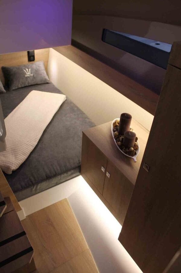 NAUTIC YACHT 880 OPEN – Image 16