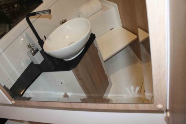 NAUTIC YACHT 880 OPEN – Image 23
