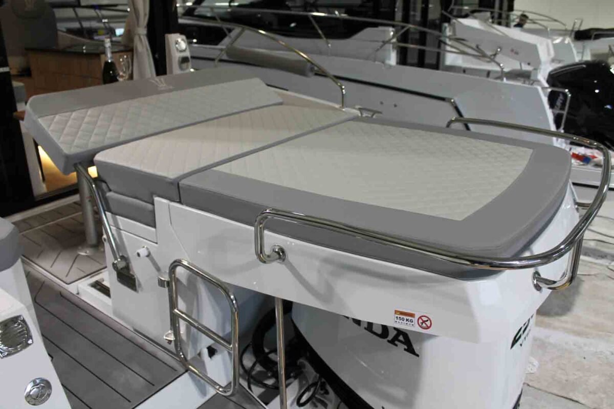 WhatsApp Image 2025-07-23 à 14.50.17_5282820c NAUTIC YACHT 880 OPEN