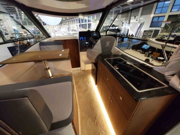 NAUTIC YACHT 880 OPEN – Image 9