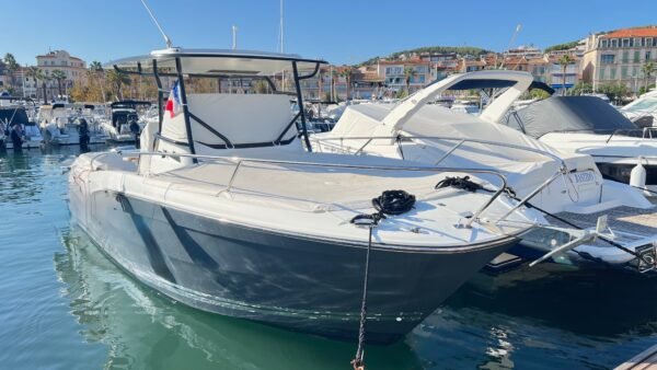 Camarat 9.0 wa 92h 2x250 CV 2020 occasion – Image 11
