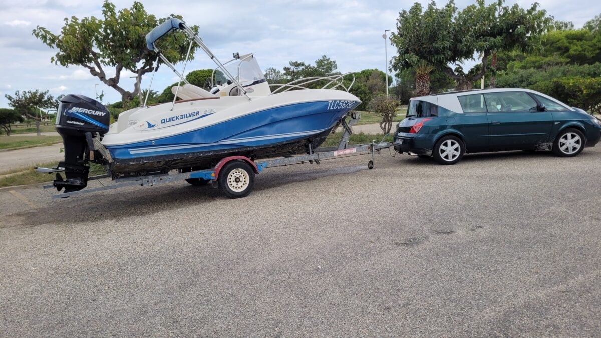 1000010111 Quicksilver Commander 555 Année 2005