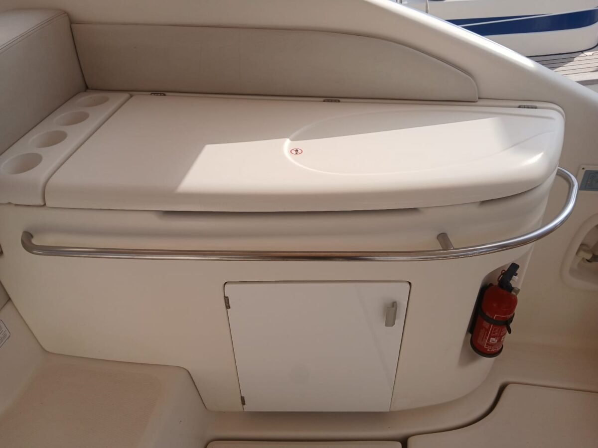 WhatsApp Image 2025-10-28 at 10.36.05 (2) - Copie CRANCHI ZAFFIRO 34 OPEN – 2009 – 2 × VOLVO 260 CV