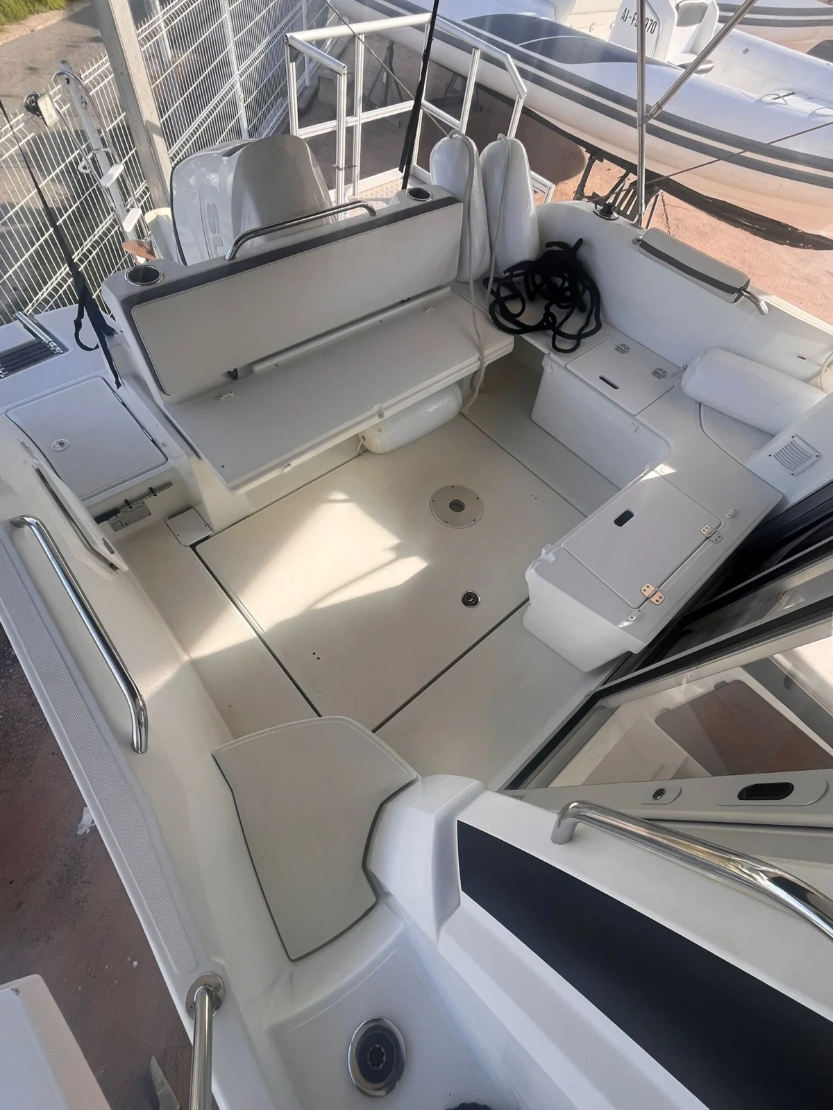 antares 809 BENETEAU ANTARES 8 – 2019 – 200 CV SUZUKI – État irréprochable