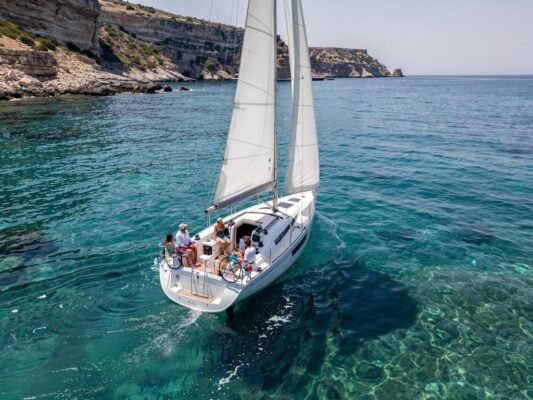 acheter un bateau en copropriete en 2026 contrat couts et pieges a eviter