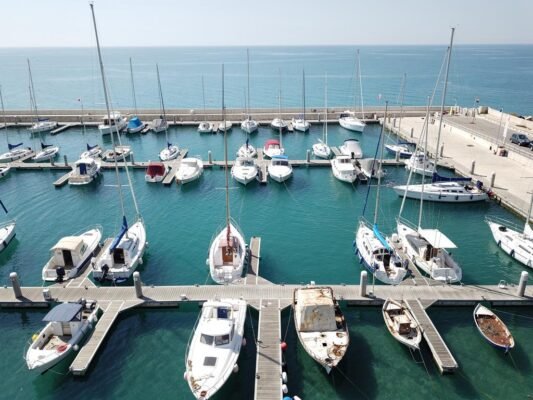 acheter un bateau saisi ou en desherence guide juridique et pratique 2026