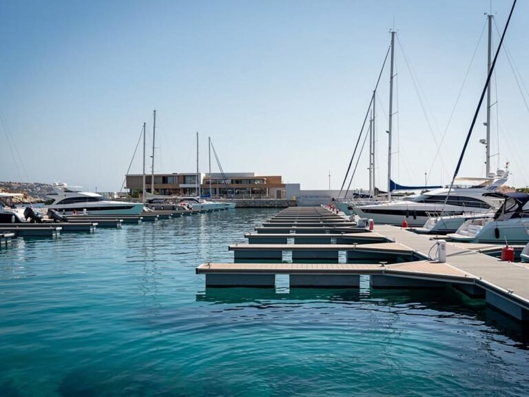 bateaux pas chers 2026 sea expandary candela arc boat et tous les projets qui revolutionnent le nautisme